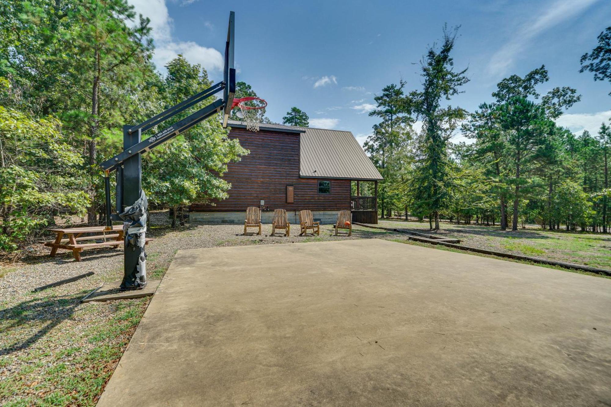 Penny Lane Lodge Broken Bow Cabin Less Than 6 Mi To Lake Екстериор снимка