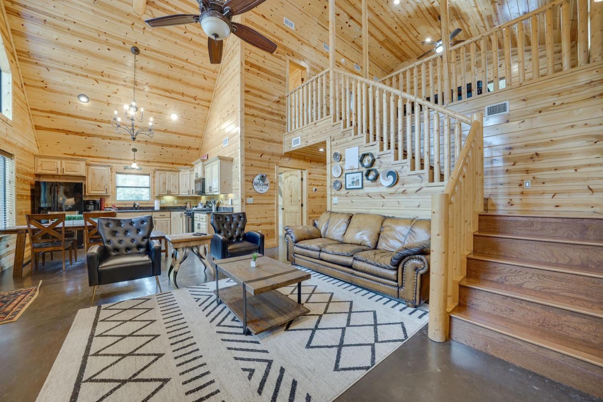 Penny Lane Lodge Broken Bow Cabin Less Than 6 Mi To Lake Екстериор снимка